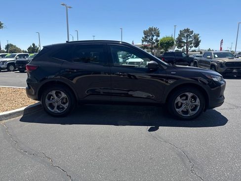 Used 2025 Ford Escape ST-Line AWD/4WD image 5