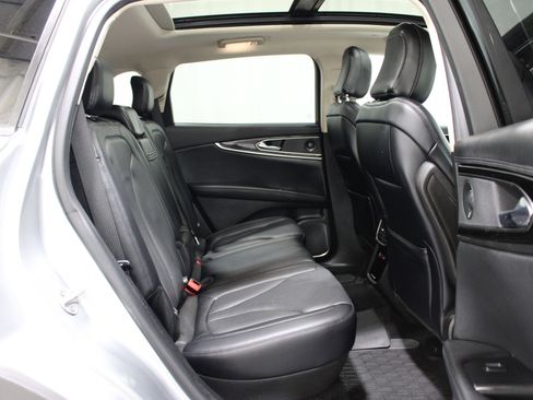 Used 2023 Lincoln Nautilus Reserve w/ Equipment Group 201A AWD/4WD image 25
