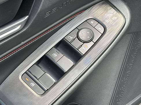 New 2026 Nissan Sentra SR w/ SR Premium Package FWD image 19