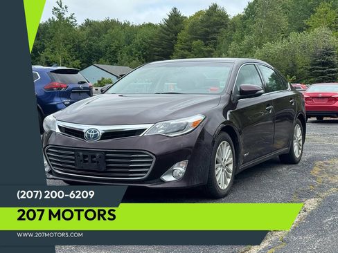 Used 2015 Toyota Avalon Limited w/ Technology Package FWD image 1