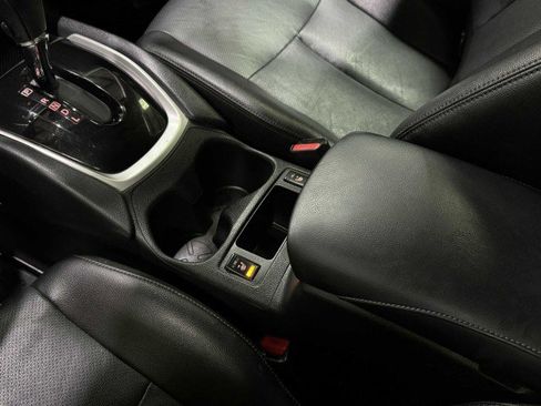 Used 2016 Nissan Rogue SL w/ SL Premium Package image 51