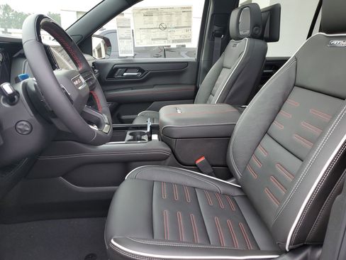 New 2026 GMC Yukon AT4 Ultimate image 19