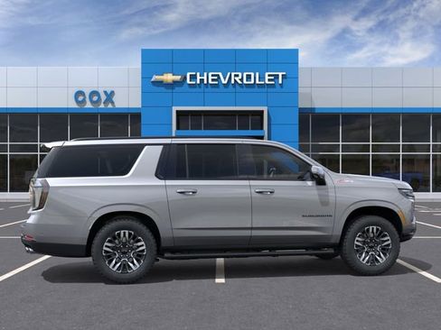 New 2026 Chevrolet Suburban Z71 AWD/4WD image 5