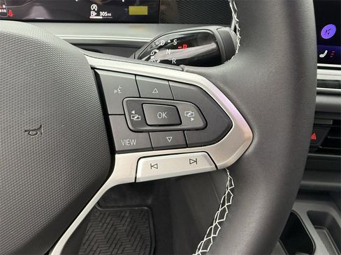 New 2026 Volkswagen Tiguan SE image 15