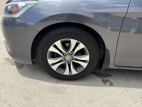 Used 2015 Honda Accord LX image 15