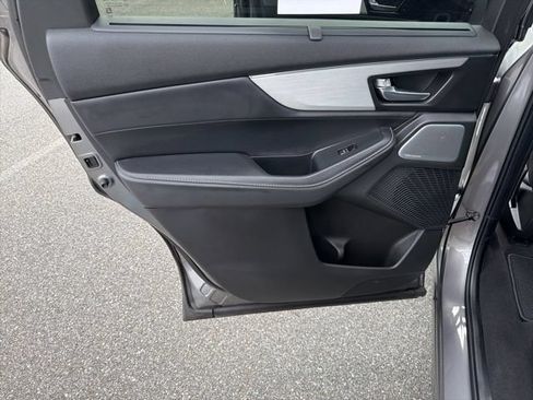 Used 2025 Acura MDX FWD w/ Technology Package image 15