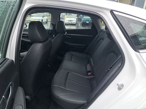 Used 2025 Hyundai Sonata Limited image 14