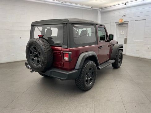 Used 2021 Jeep Wrangler Sport AWD/4WD image 6