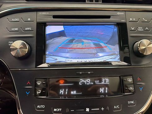 Used 2015 Toyota Avalon XLE Touring image 18