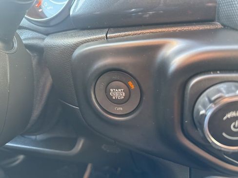 Certified 2021 Jeep Wrangler Unlimited Sport image 22