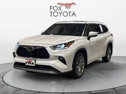 Used 2025 Toyota Highlander Platinum
