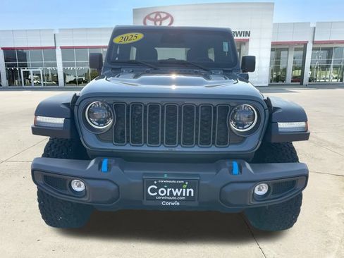 Used 2025 Jeep Wrangler Unlimited Rubicon 4xe w/ Safety Group AWD/4WD image 8