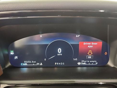 Used 2023 Lincoln Nautilus Reserve image 13