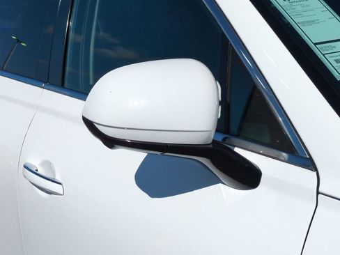 Used 2023 Genesis GV80 2.5T w/ Prestige Package image 12