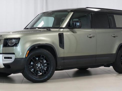 Used 2023 Land Rover Defender 110 SE image 1