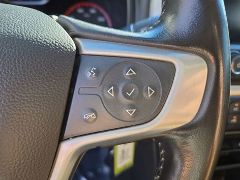 Used 2015 GMC Canyon SLT image 23