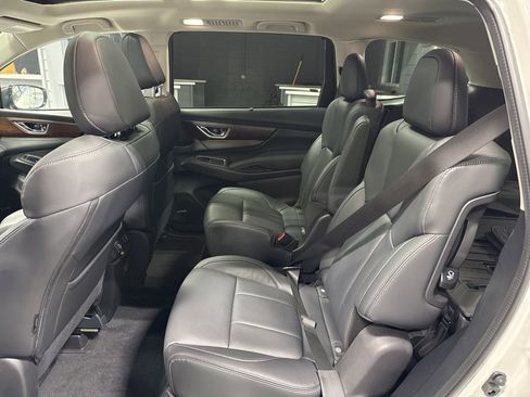 Used 2025 Subaru Ascent Touring AWD/4WD image 25