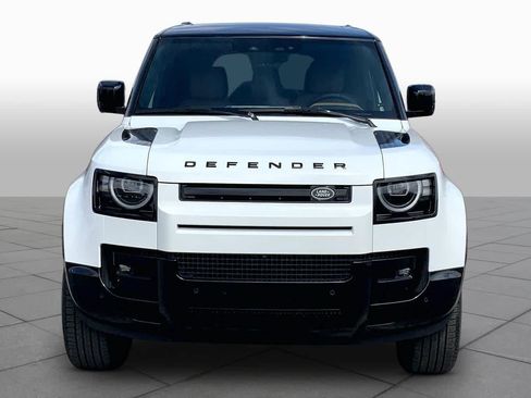 New 2026 Land Rover Defender 110 X-Dynamic SE AWD/4WD image 3