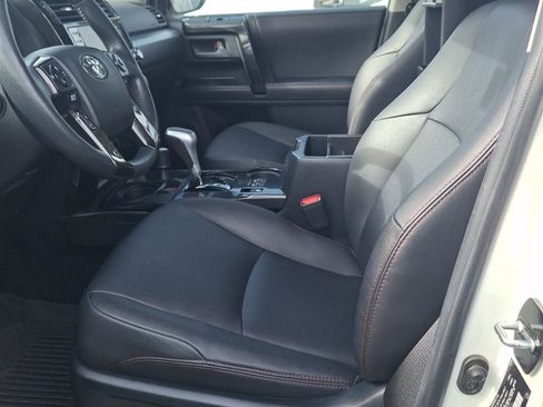 Used 2022 Toyota 4Runner TRD Off-Road Premium w/ Moonroof Package image 7