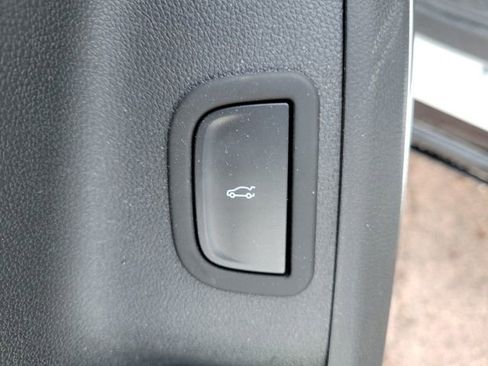 Used 2024 GMC Acadia Denali w/ LPO, Floor Liner Package image 21