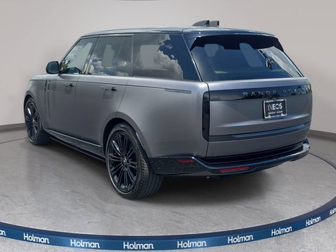 Used 2024 Land Rover Range Rover SE AWD/4WD image 8