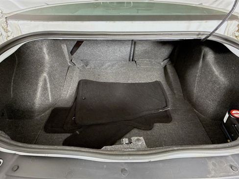 Used 2022 Dodge Challenger SXT image 23