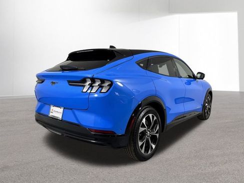 Used 2022 Ford Mustang Mach-E Premium image 35