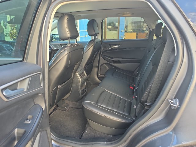 Used 2022 Ford Edge SEL w/ Convenience Package AWD/4WD image 10
