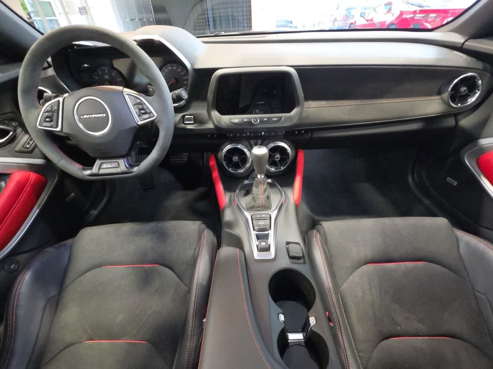 Used 2020 Chevrolet Camaro ZL1 RWD image 32