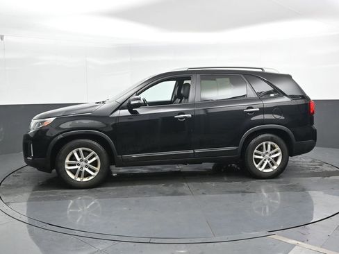 Used 2015 Kia Sorento LX image 8