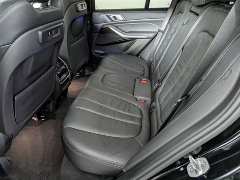 Used 2019 BMW X5 xDrive40i w/ Convenience Package image 44