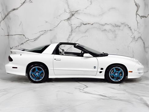 Used 1999 Pontiac Firebird Formula image 23