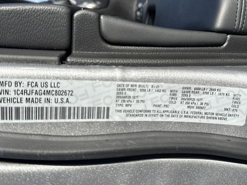 Certified 2021 Jeep Grand Cherokee Laredo X image 40