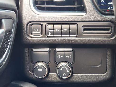 Certified 2024 Chevrolet Tahoe Premier image 23