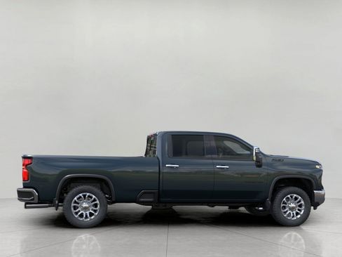 New 2026 Chevrolet Silverado 3500 LTZ w/ LTZ Premium Package AWD/4WD image 5