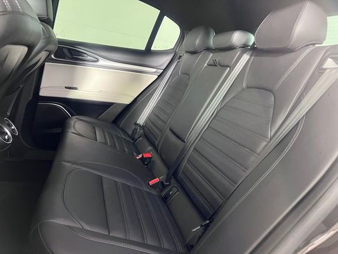 Used 2019 Alfa Romeo Stelvio Ti Sport w/ Quick Order Package 22S Sport AWD/4WD image 22