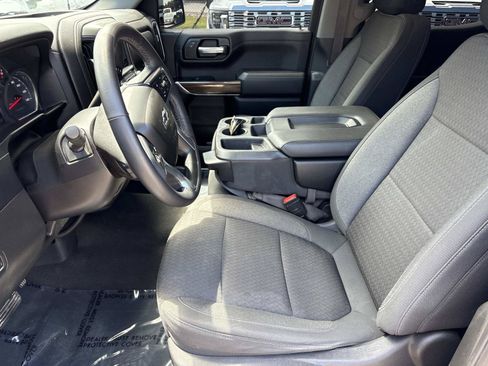 Used 2022 Chevrolet Silverado 1500 RST w/ Safety Package AWD/4WD image 15