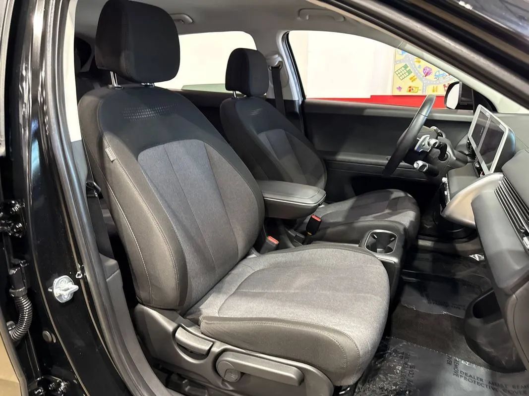 Used 2024 Hyundai Ioniq 5 SE AWD/4WD image 82