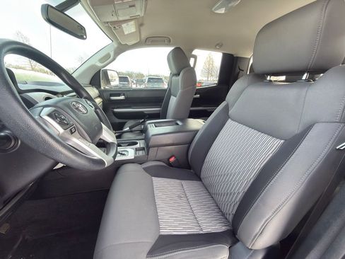 Used 2017 Toyota Tundra SR5 w/ TRD Off Road Package image 6