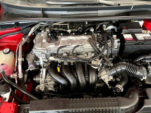 Used 2020 Toyota Corolla LE FWD image 28