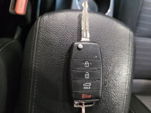 Used 2016 Kia Forte LX FWD image 32