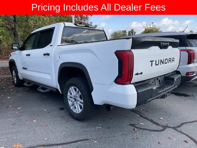 Used 2022 Toyota Tundra SR5 w/ SR5 Convenience Package AWD/4WD image 6