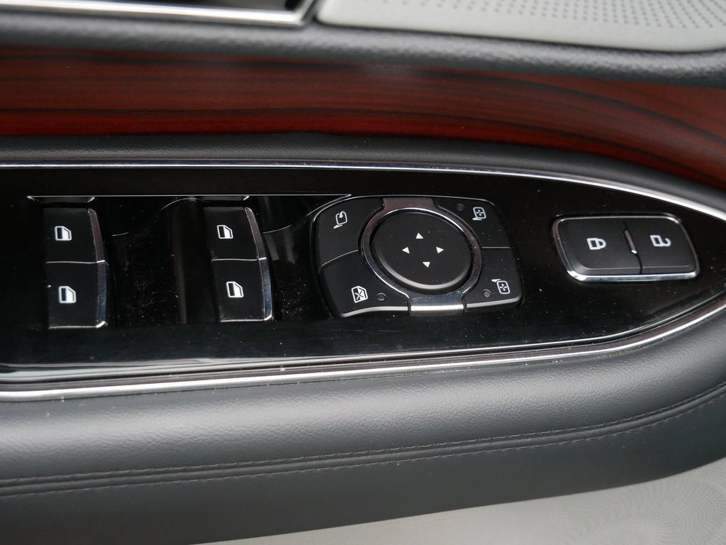 Used 2023 Lincoln Navigator Reserve AWD/4WD image 16