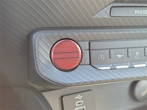 Used 2025 Ford Mustang Coupe image 11