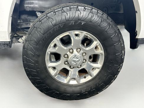 Used 2020 RAM 2500 Laramie image 11