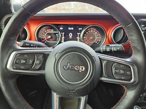 Used 2019 Jeep Wrangler Unlimited Rubicon image 12