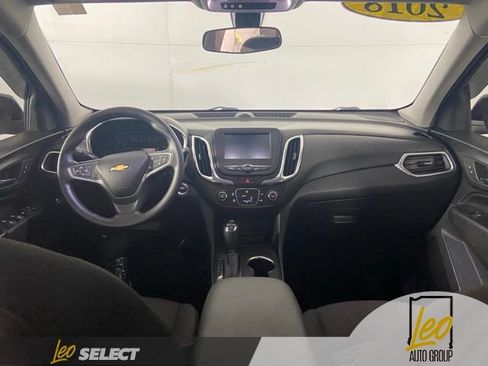 Used 2018 Chevrolet Equinox LT FWD image 17