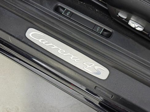 Used 2015 Porsche 911 Carrera 4S image 19