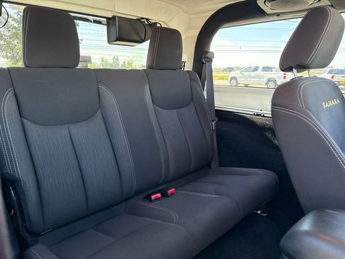 Used 2014 Jeep Wrangler Sahara w/ Connectivity Group AWD/4WD image 13