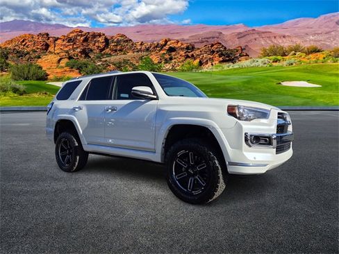 Used 2021 Toyota 4Runner Limited image 2